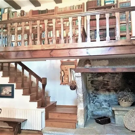 Os Carris Holiday home Vimianzo