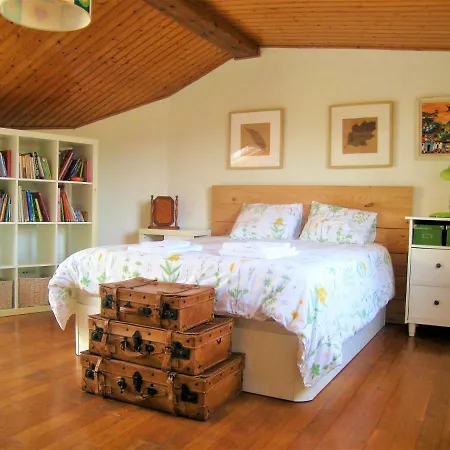 Holiday home Os Carris